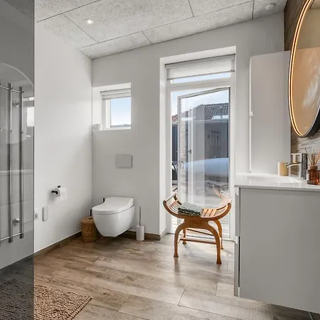 Bondi - 75m From The Sea By Interhome